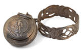 bracelet with bonbonnière M112