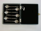 spoon box with spoons