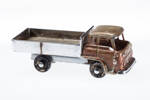 toy truck, 1996.165.301, Photographed by Andrew Hales, digital, 06 Jun 2018, © Auckland Museum CC BY