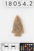 projectile point, 1932.233, 18054.2, 724, Photographed by Andrew Hales, digital, 21 Feb 2018, © Auckland Museum CC BY