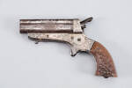 pistol, multi-barrel, 1940.151, W0958, 94588, Photographed by Andrew Hales, digital, 25 Jan 2017, © Auckland Museum CC BY