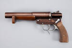 pistol, flare, 1958.162, W1317, 429194, Photographed by Andrew Hales, digital, 27 Jan 2017, © Auckland Museum CC BY
