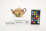 teapot, 1982.256, K4188, © Auckland Museum CC BY
