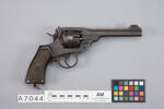 revolver, centre fire, 1977.113, A7044, 272898, Photographed by Richard NG, digital, 13 Jan 2017, © Auckland Museum CC BY
