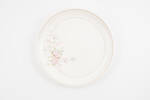 dinner plate, 2014.19.180, #84, Photographed by Richard NG, digital, 23 Dec 2016, © Auckland Museum CC BY