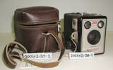 camera, box: Kodak Brownie Flash II camera 620 - camera & case [2001x2.39]