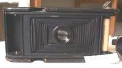 camera, folding: Eastman 1A Autographic Kodak Junior  [2001x2.41]