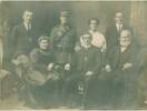 Neill Family taken about 1914L-R - Thomas, Janet, George, Alex, Maggie, Bob, Thomas (Snr)