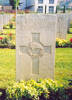 Close up of headstone from Esme Reginald Honeyfield (s/n 467057) at Caserta War Cemetery
