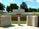 Y Farm British Cemetery, Bois-Grenier, Nord, France.