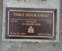 TOKO HOUKAMAU; 811595. 2nd NZEF. PTE. 28 MAORI BTN. Died 28.7.1997, Aged 72 Years. He is buried in the Taruheru Cemetery, Gisborne Block RSA 34 Plot 427