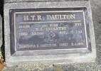 2nd NZEF, 234055 Pte H T R DAULTON, NZ Infantry, died 3 February 1986 aged 67 years; BARBARA J DAULTON, died 2 April 1989. Both are buried in the Taruheru Cemetery, Gisborne Block RSA 34 Plot 180 