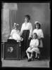 Ernest Scully's wife Dora, daughters Edith Irene, Rona Muriel & Phyllis Mavis.