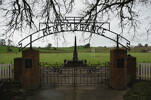 Port Albert War Memorial, WW2 remembrance arch and 1939 - 1945 gates - This image may be subject to copyright