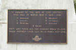 Matakana War Memorial, detail WW2 plaque (photo John Halpin 2011) - CC BY John Halpin