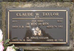 Headstone, Taruheru Cemetery, Gisborne (photo Noel Taylor 2009) - Image © Auckland Museum CC BY.