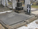 Grave, Linwood Cemetery (photo Sarndra Lees January 2010) - Image has All Rights Reserved.