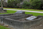 Grave,O'Neill's Point Cemetery (photo J. Halpin 2011) (CC-BY John Halpin)