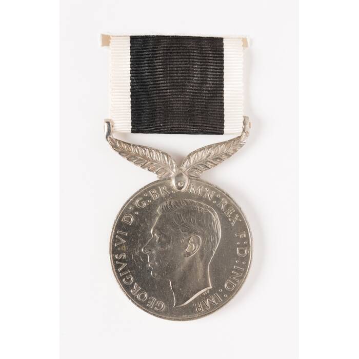 New Zealand War Service Medal 1939-45, 2001.25.473.8