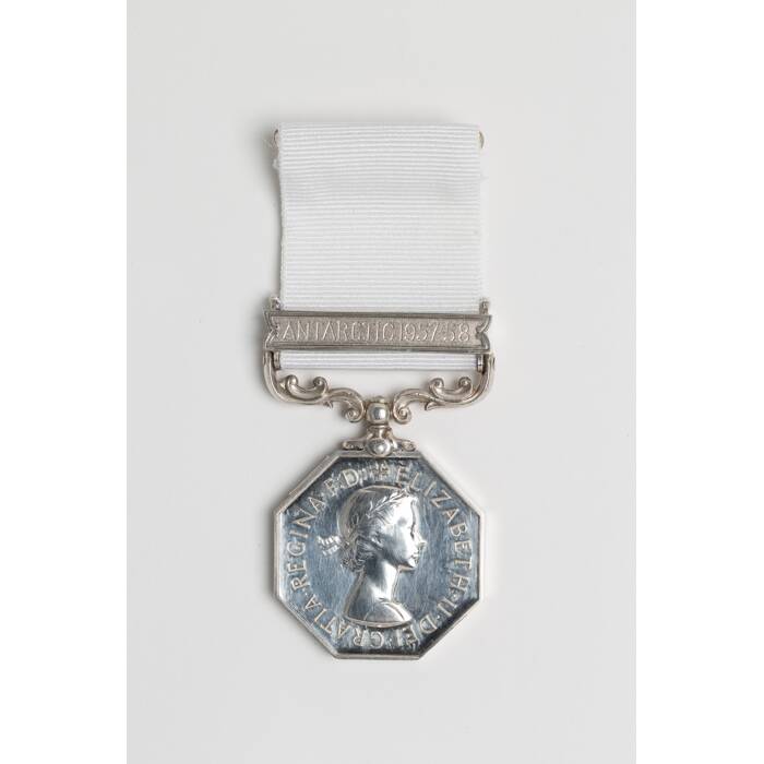 medal, award, 2014.7.4, il2011.13.57, il2011.13, 5, il2002.7.6, 16791, 16792, Photographed by Ben Abdale-Weir, digital, 12 Mar 2017, © Auckland Museum CC BY