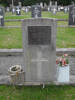 Grave of LR Ward (40126), Featherston Cemetery, Carterton. Image kindly provided by Sam Hodder (2013). Image has no known copyright restrictions.