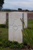 Headstone of Sergeant James Edward Carmichael (2/402). Divisional Cemetery, Ieper, West-Vlaanderen, Belgium. New Zealand War Graves Trust (BEAZ1080). CC BY-NC-ND 4.0.