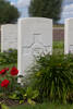 Headstone of Saddler John McMahon (43602). Divisional Cemetery, Ieper, West-Vlaanderen, Belgium. New Zealand War Graves Trust (BEAZ1122). CC BY-NC-ND 4.0.