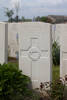 Headstone of Corporal Harry Frederick Barnes (33503). Nine Elms British Cemetery, Poperinge, West-Vlaanderen, Belgium. New Zealand War Graves Trust (BEDA9507). CC BY-NC-ND 4.0.