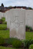 Headstone of Rifleman Peter William Doig (24/125). Reninghelst New Military Cemetery, Reningelst, Poperingseweg, West-Vlaanderen, Belgium. New Zealand War Graves Trust (BEDS8435). CC BY-NC-ND 4.0.