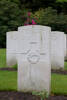 Headstone of Pilot Officer Edgar Lawrence Burke (417016). Heverlee War Cemetery, Leuven, Vlaams-Brabant, Belgium. New Zealand War Graves Trust (BEBR8264). CC BY-NC-ND 4.0.