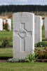 Headstone of Gunner Edgar Mercer Turner (2/3110). St Quentin Cabaret Military Cemetery, Heuvelland, West-Vlaanderen, Belgium. New Zealand War Graves Trust (BEEA2463). CC BY-NC-ND 4.0.