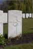 Headstone of Private Vivian Ruru (16/1459). Underhill Farm Cemetery, Comines-Warneton, Hainaut, Belgium. New Zealand War Graves Trust (BEEI7532). CC BY-NC-ND 4.0.