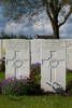 Headstone of Private Ernest Joseph Carter (27668). Wulverghem-Lindenhoek Road Military Cemetery, Heuvelland, West-Vlaanderen, Belgium. New Zealand War Graves Trust (BEEW8526). CC BY-NC-ND 4.0.