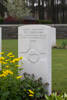 Headstone of Sergeant William Stewart Brien (6/1785). Polygon Wood Cemetery, Zonnebeke, West-Vlaanderen, Belgium. New Zealand War Graves Trust (BEDK6623). CC BY-NC-ND 4.0.