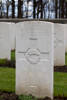Headstone of Private Francis Estcourt Liverton (39543). Buttes New British Cemetery, Polygon Wood, Zonnebeke, West-Vlaanderen, Belgium. New Zealand War Graves Trust (BEAR6477). CC BY-NC-ND 4.0.