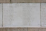 Headstone of Rifleman Raymond Leslie Edwards (31832). Messines Ridge (N.Z.) Memorial, Mesen, West-Vlaanderen, Belgium. New Zealand War Graves Trust (BECS5992). CC BY-NC-ND 4.0.