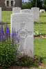 Headstone of Second Lieutenant Geoffrey Pitt Beadel (36305). Beaumetz Cross Roads Cemetery, France. New Zealand War Graves Trust (FRBW4025). CC BY-NC-ND 4.0.