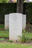 Headstone of Pilot Officer Ernest Ian Parsons (43370). Boulogne Eastern Cemetery, France. New Zealand War Graves Trust (FRCS3858). CC BY-NC-ND 4.0.