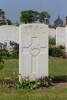 Headstone of Private Samuel James Carlyon (6/2400). Calais Southern Cemetery, France. New Zealand War Graves Trust (FRDI4034). CC BY-NC-ND 4.0.