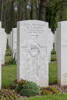 Headstone of Rifleman Walter Ernest Baines (28268). Etaples Military Cemetery, France. New Zealand War Graves Trust (FRGA1918). CC BY-NC-ND 4.0.