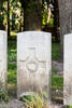 Headstone of Rifleman Frank Ayling (64982). Etaples Military Cemetery, France. New Zealand War Graves Trust (FRGA4295). CC BY-NC-ND 4.0.