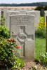 Headstone of Corporal Kenneth Holist Heley (56777). Gouzeaucourt New British Cemetery, France. New Zealand War Graves Trust (FRHE6242). CC BY-NC-ND 4.0.