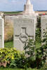Headstone of Rifleman William Roy Askew (40175). Gouzeaucourt New British Cemetery, France. New Zealand War Graves Trust (FRHE6322). CC BY-NC-ND 4.0.