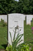 Headstone of Lance Sergeant Leslie Thomson (18719). Hebuterne Military Cemetery, France. New Zealand War Graves Trust (FRHY4957). CC BY-NC-ND 4.0.