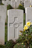 Headstone of Private Leonard Vivian Speight (52484). Bagneux British Cemetery, France. New Zealand War Graves Trust  (FRBE6269). CC BY-NC-ND 4.0.