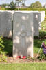 Headstone of Pilot Officer Lester Lascelles Bonisch (422098). Bayeux War Cemetery, France. New Zealand War Graves Trust  (FRBR7893). CC BY-NC-ND 4.0.