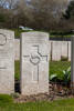 Headstone of Rifleman Stanley Gordon Cox (25/605). Etaples Military Cemetery, France. New Zealand War Graves Trust  (FRGA2058). CC BY-NC-ND 4.0.