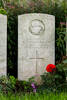 Headstone of Private Reginald John Youngman (51812). Euston Road Cemetery, France. New Zealand War Graves Trust  (FRGC2989). CC BY-NC-ND 4.0.