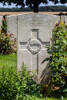 Headstone of Rifleman Frank Lang Davis (24/1965). Gouzeaucourt New British Cemetery, France. New Zealand War Graves Trust  (FRHE6309). CC BY-NC-ND 4.0.