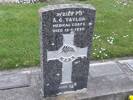 Headstone of Pte Andrew Gibson TAYLOR 3/2129. Andersons Bay RSA Cemetery, Dunedin City Council, Block 12SF19. Image kindly provided by Allan Steel CC-BY 4.0.